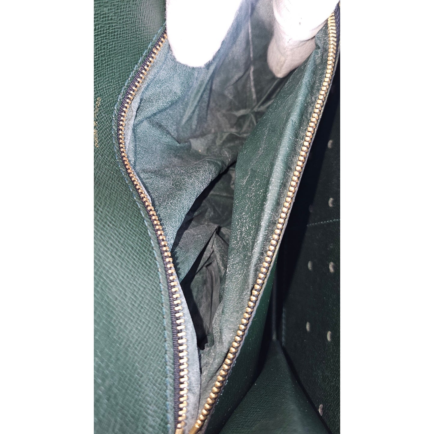 LOUIS VUITTON Pochette Clutch Bag Green Taiga Leather