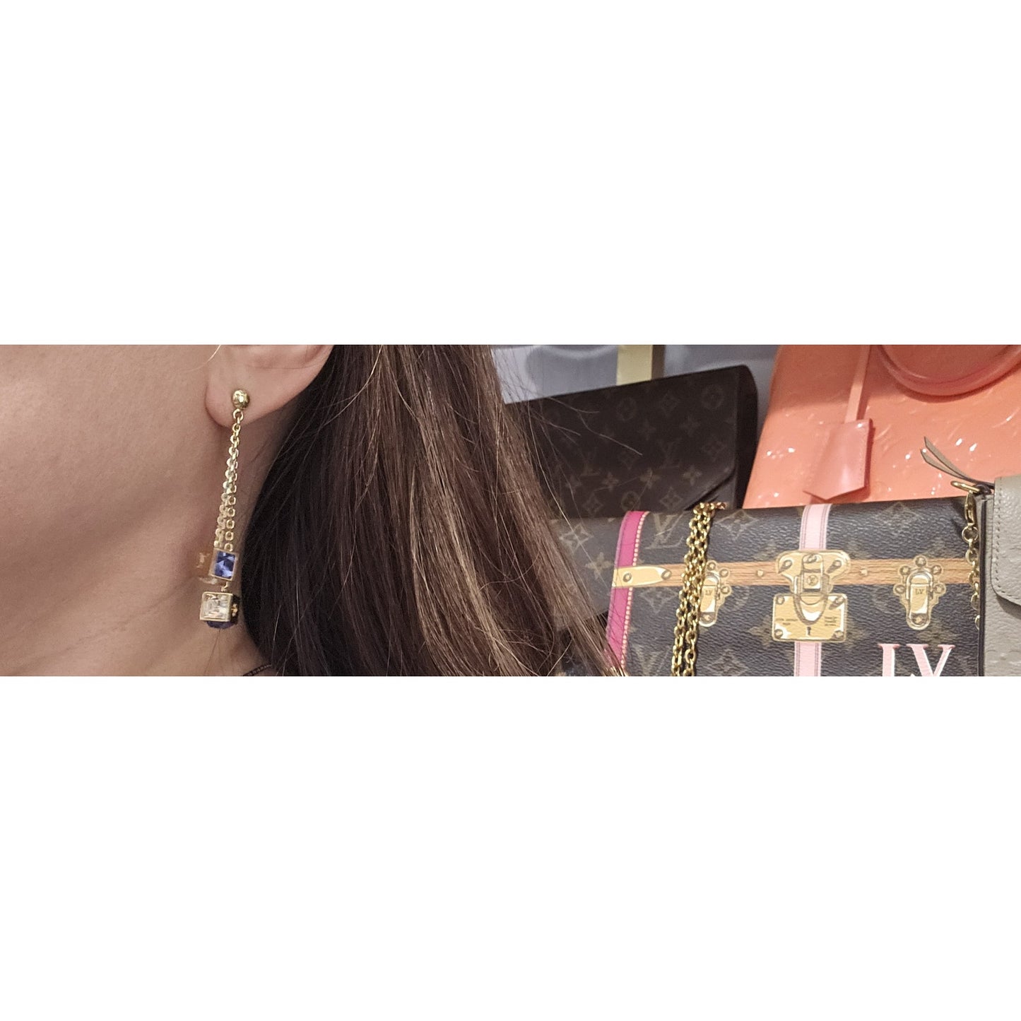 LOUIS VUITTON DANGLING CRYSTAL GAMBLE CUBE EARRINGS