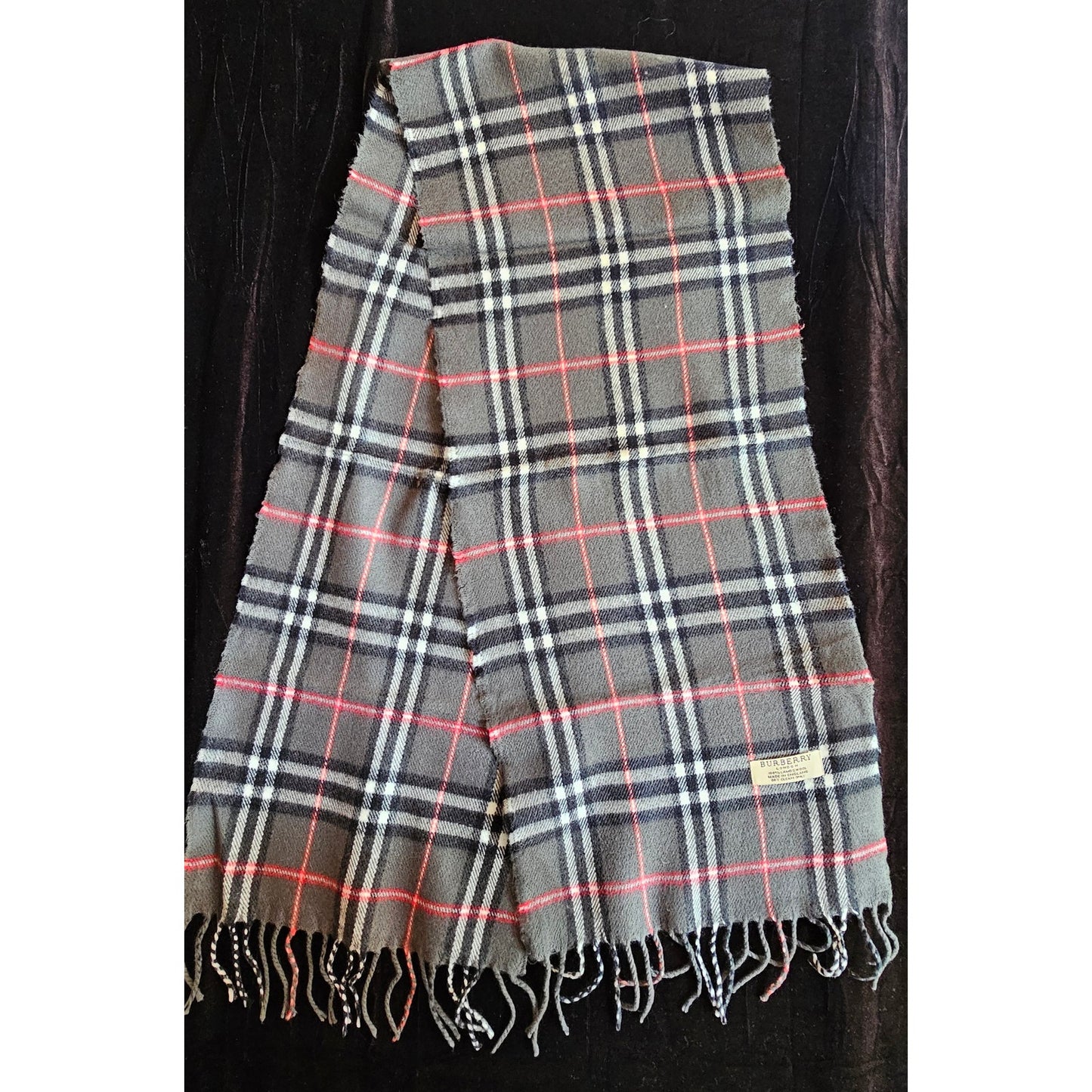 BURBERRY London 100% Lambswool Gray Scarf Shawl Nova Check Vintage (3)