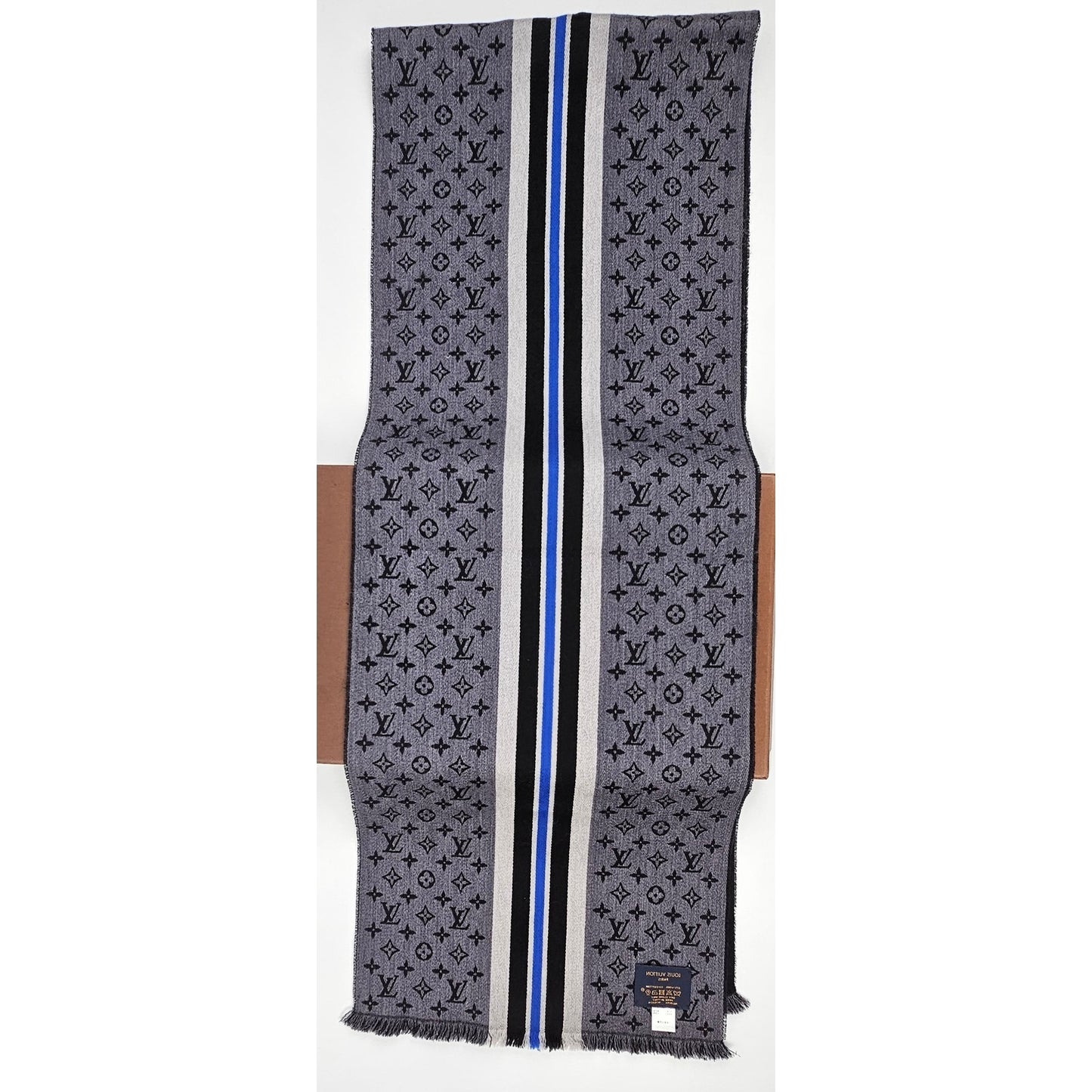 Louis Vuitton Wool Scarf in black with a stripe design