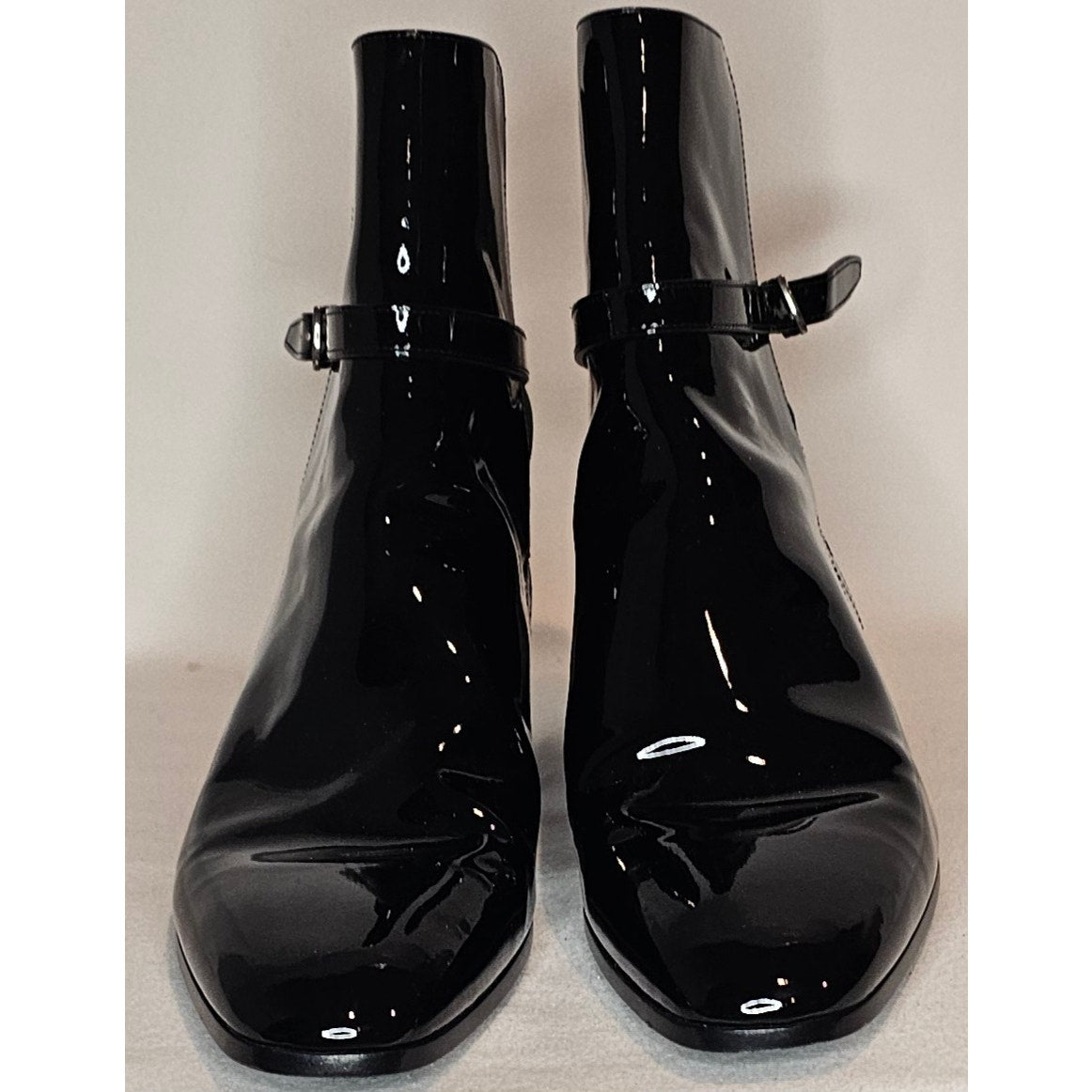 Saint Laurent Clementi Ankle Boot in black patent leathe