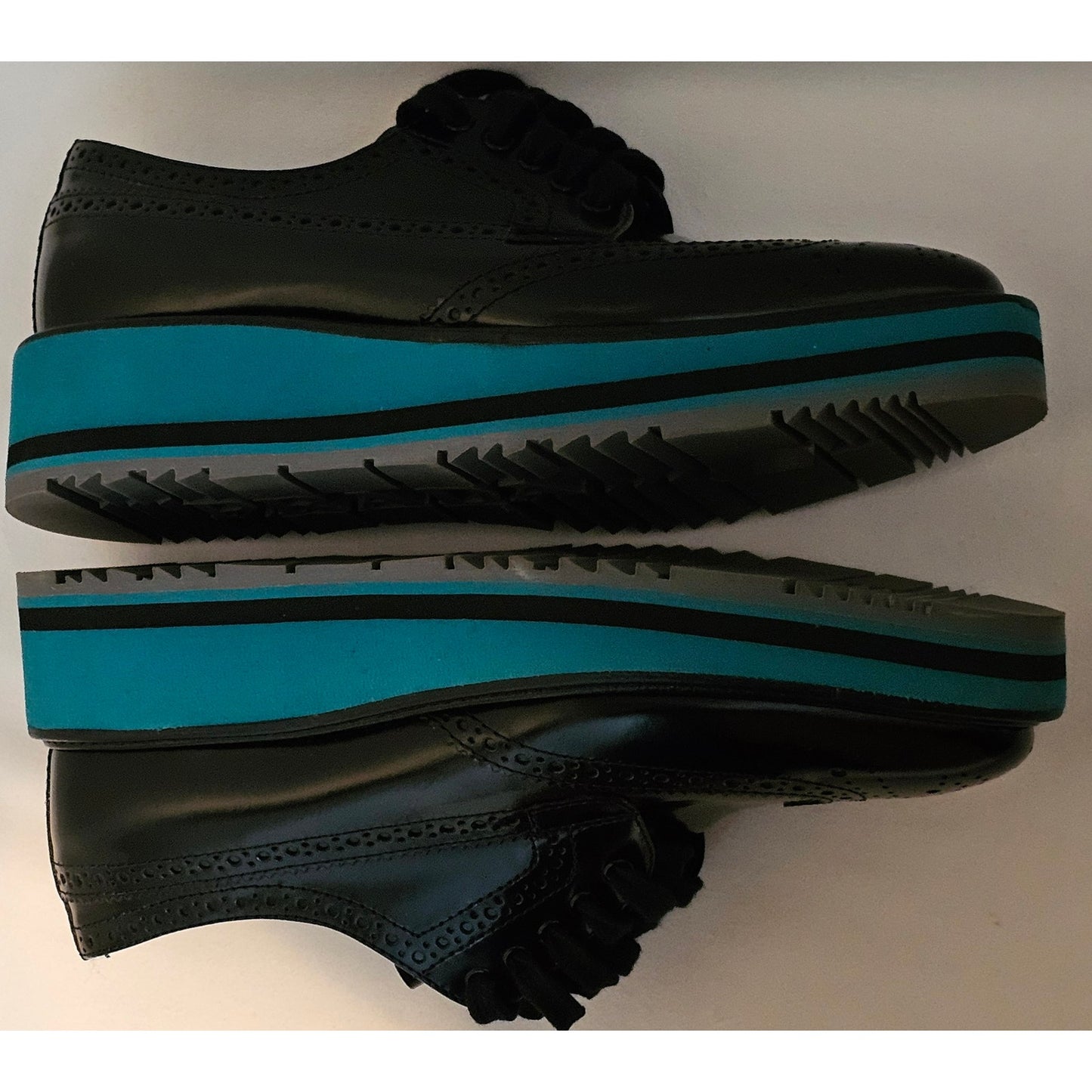 Authentic Prada Black Leather Lasercut Accents Oxford Platform Shoes Size 35.5