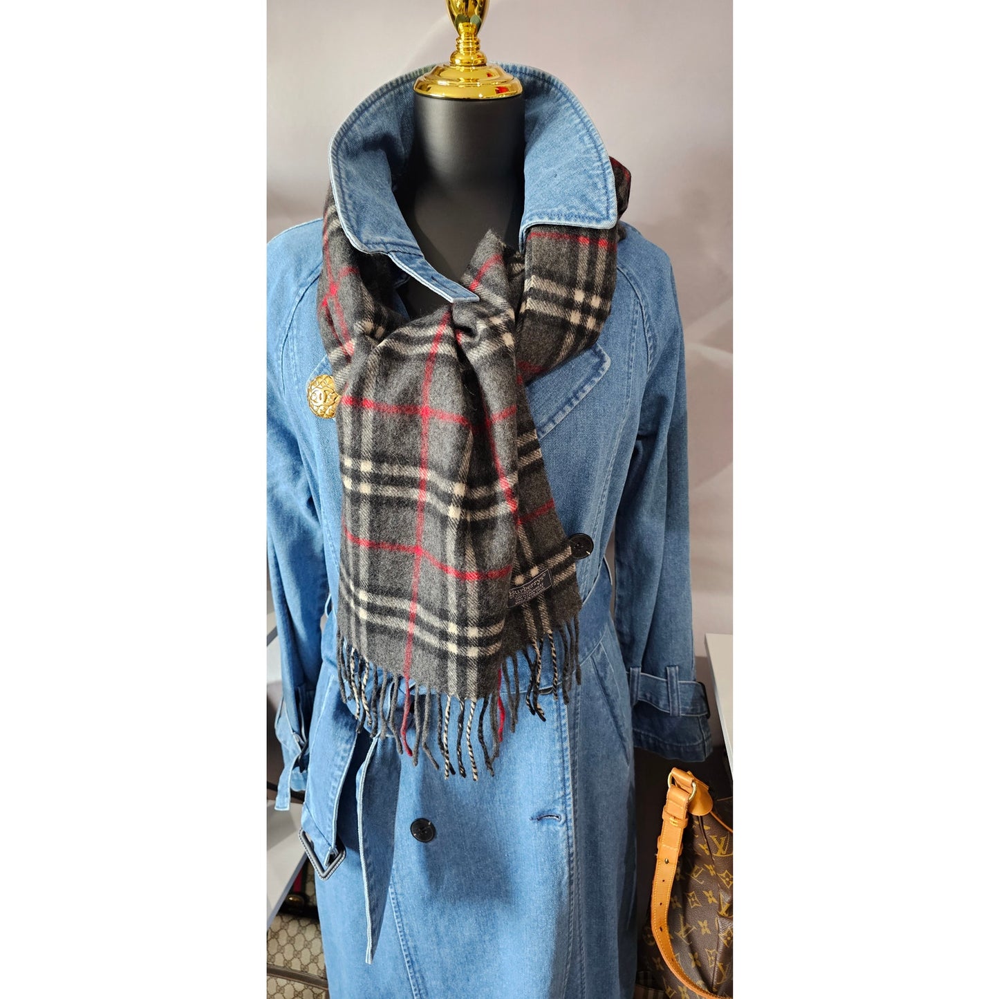 BURBERRYs of London 100% Cashmere Scarf Shawl Nova Check Grey Vintage Made in England