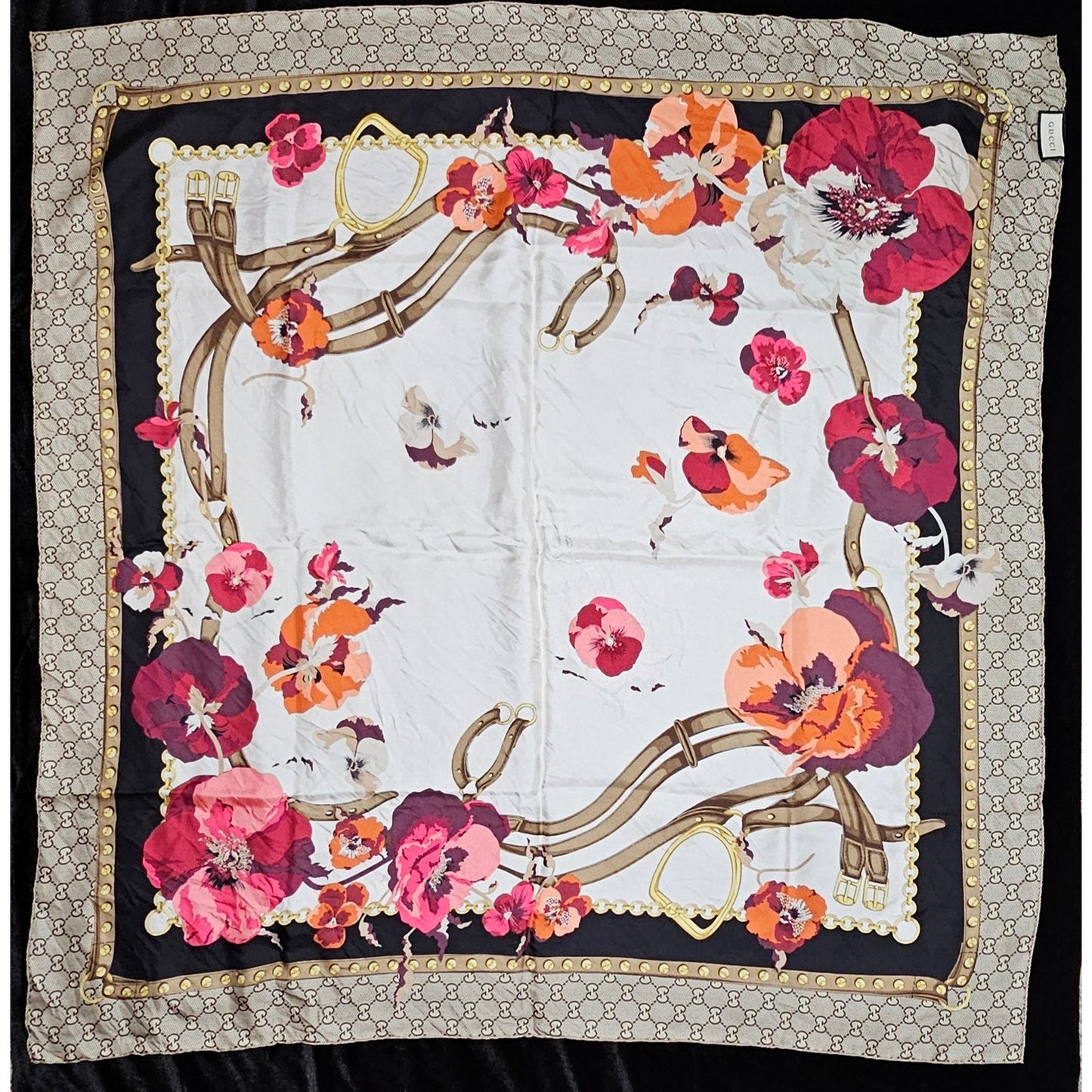 GUCCI Floral Silk Scarf