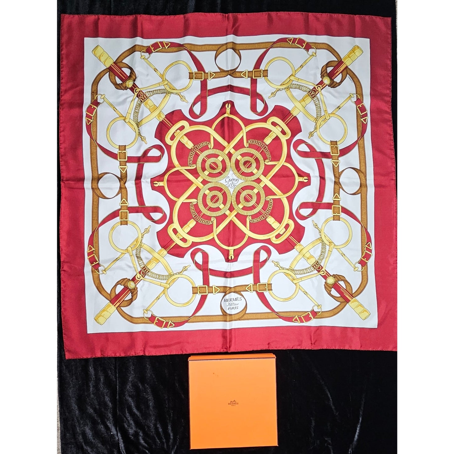 Hermès "Éperon d'Or" silk scarf