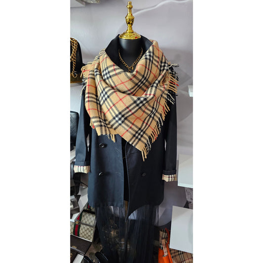 BURBERRYs of London 100% New Wool BEIGE Shawl/ Stole Nova Check