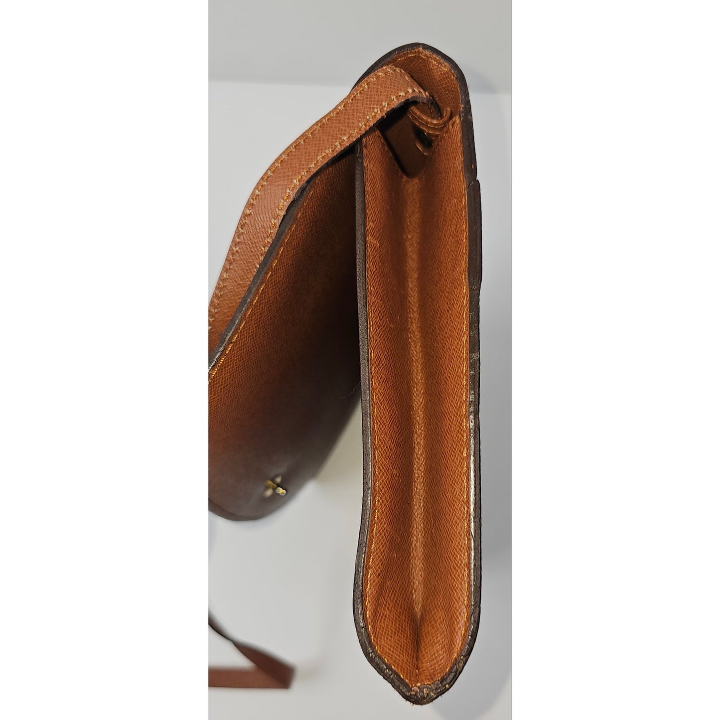 Louis Vuitton Monogram Bordeaux shoulder bag or clutch