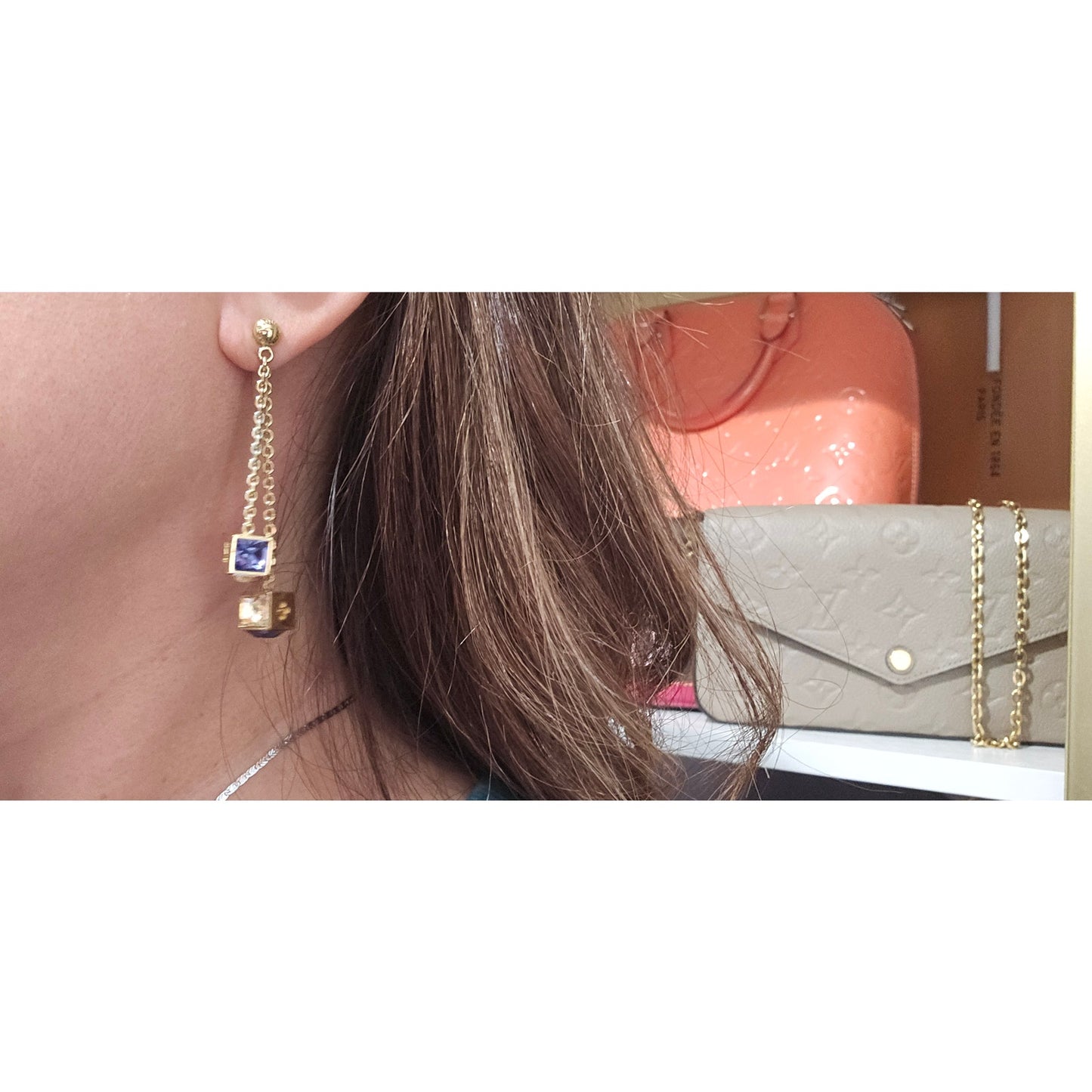LOUIS VUITTON DANGLING CRYSTAL GAMBLE CUBE EARRINGS