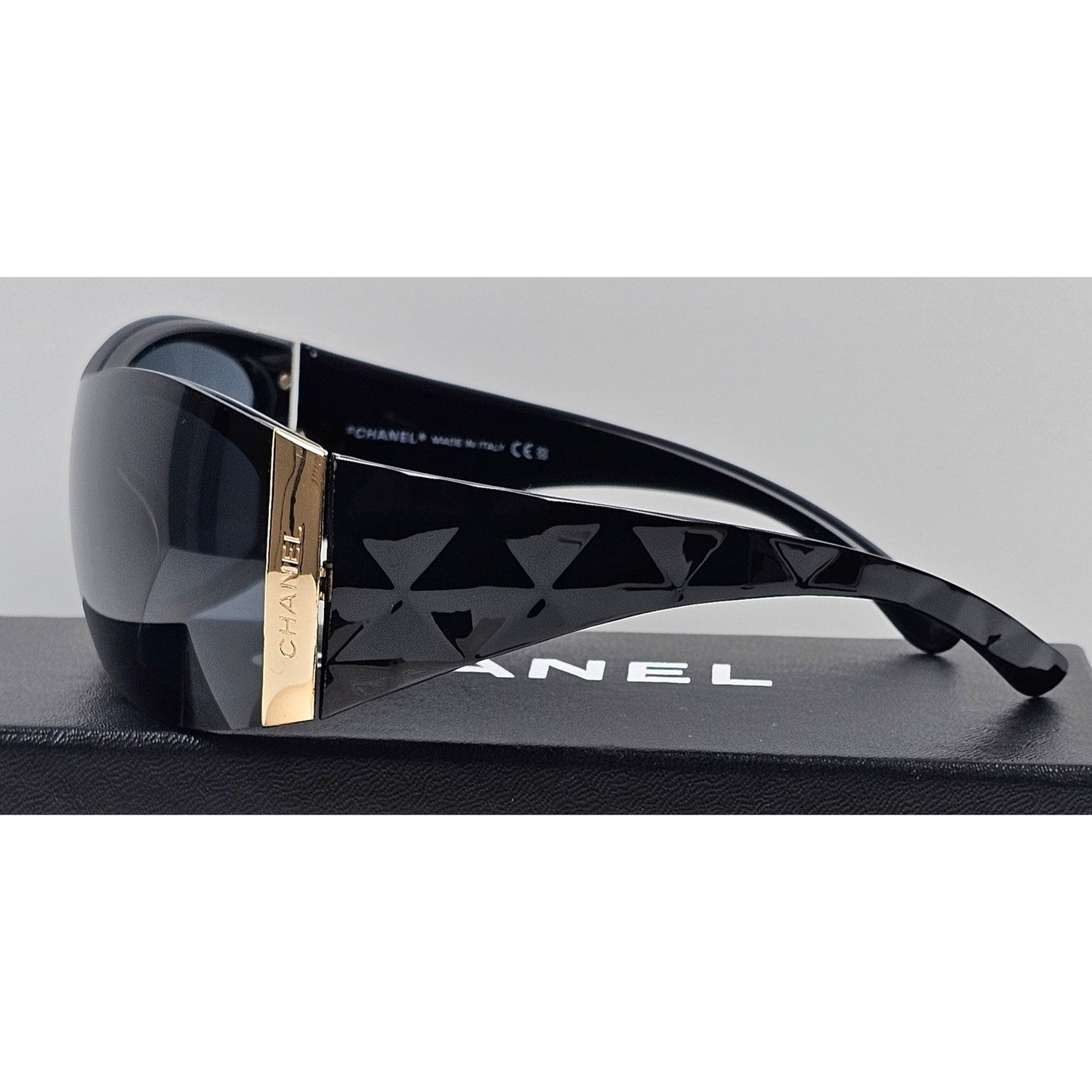 Chanel black 6009 Shield Sunglasses with gold detail