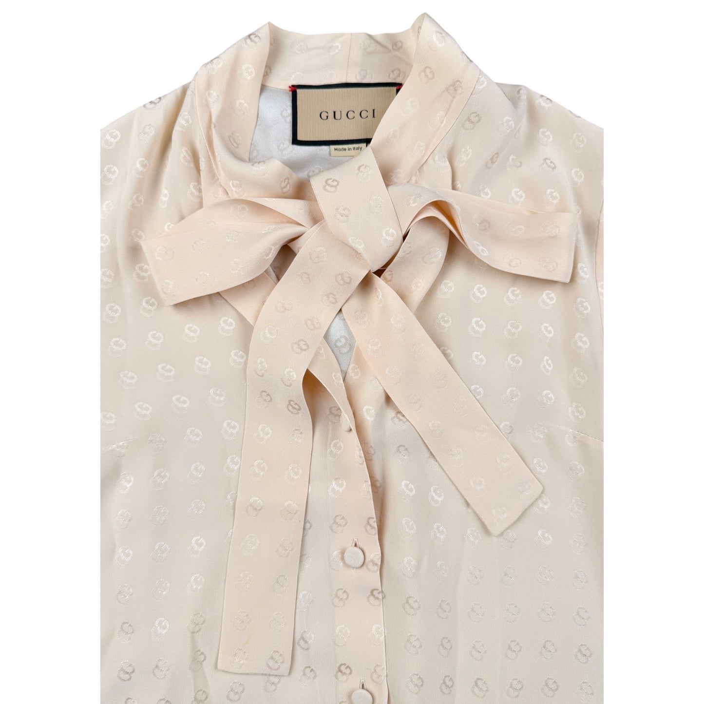 Gucci light beige/Ecru GG silk jacquard blouse with a self-tie neck bow Sz 36