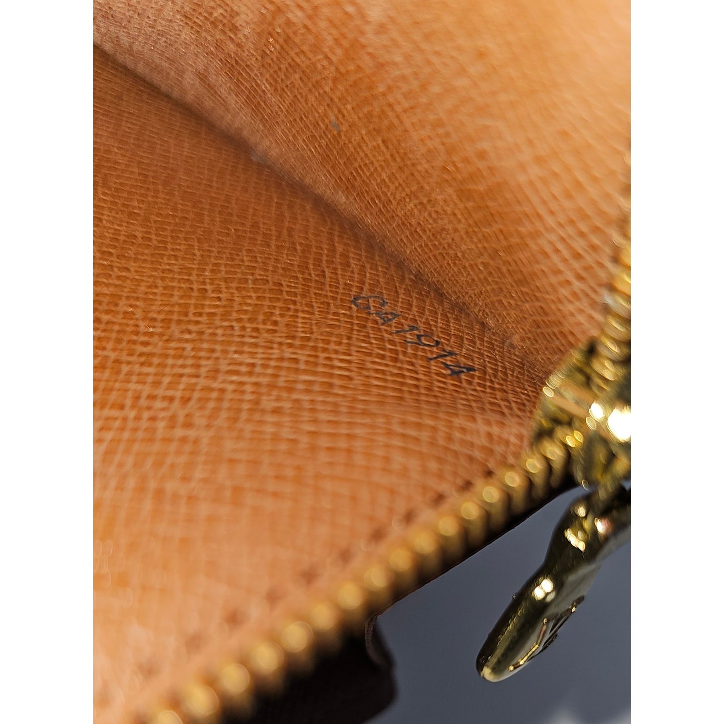 Louis Vuitton Monogram Sarah wallet