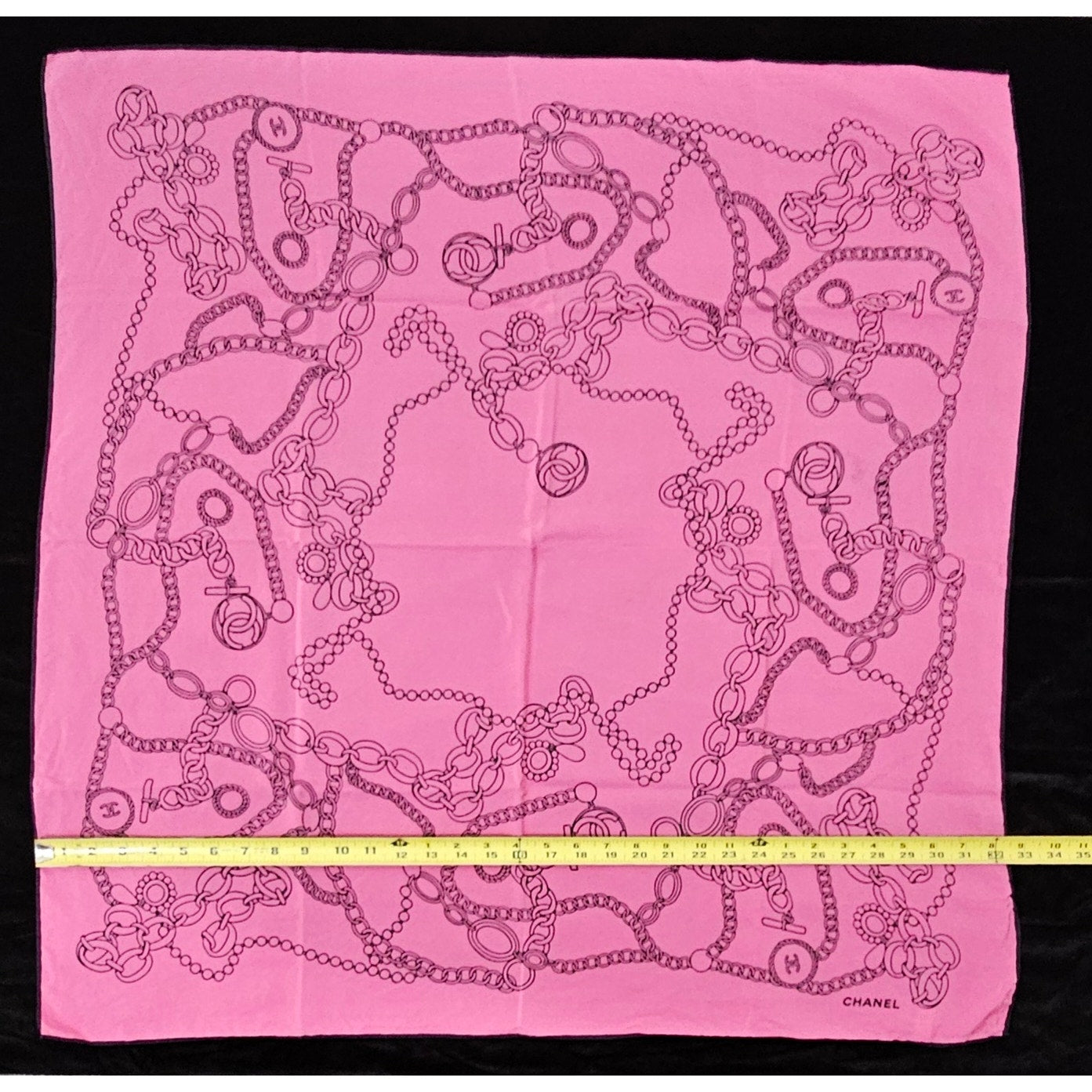 CHANEL CC logo chain design scarf