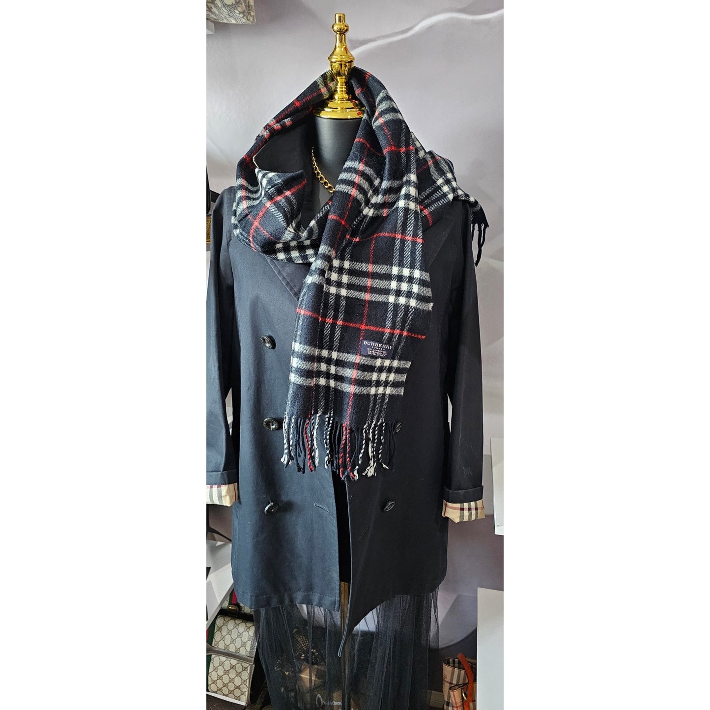 BURBERRYs of London 100% Lambswool Blue & Red Scarf Nova Check Vintage (2)