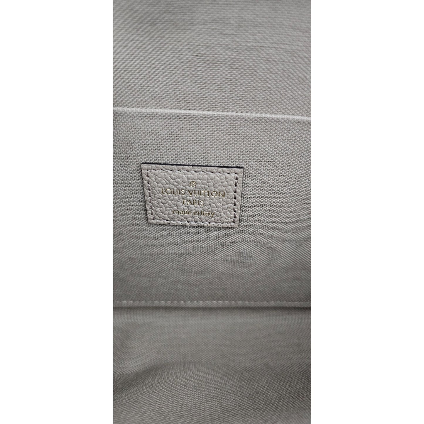 Louis Vuitton Pochette Félicie in Monogram Empreinte leather