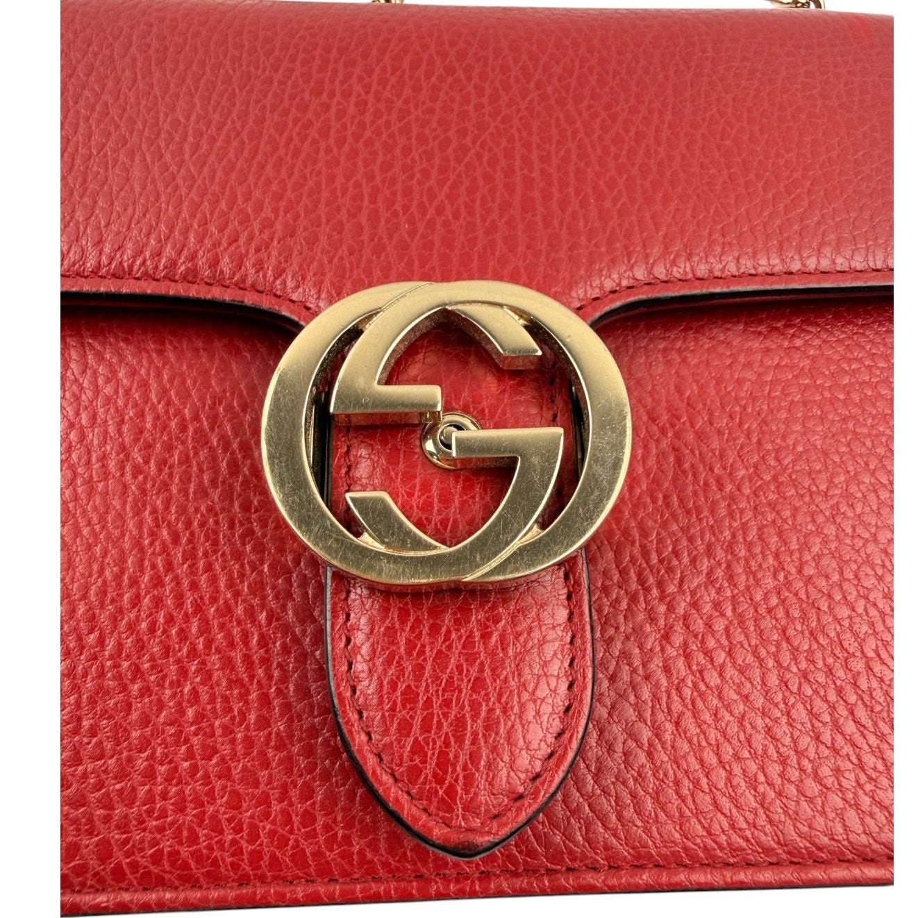 Gucci Interlocking G Leather Shoulder Bag Red