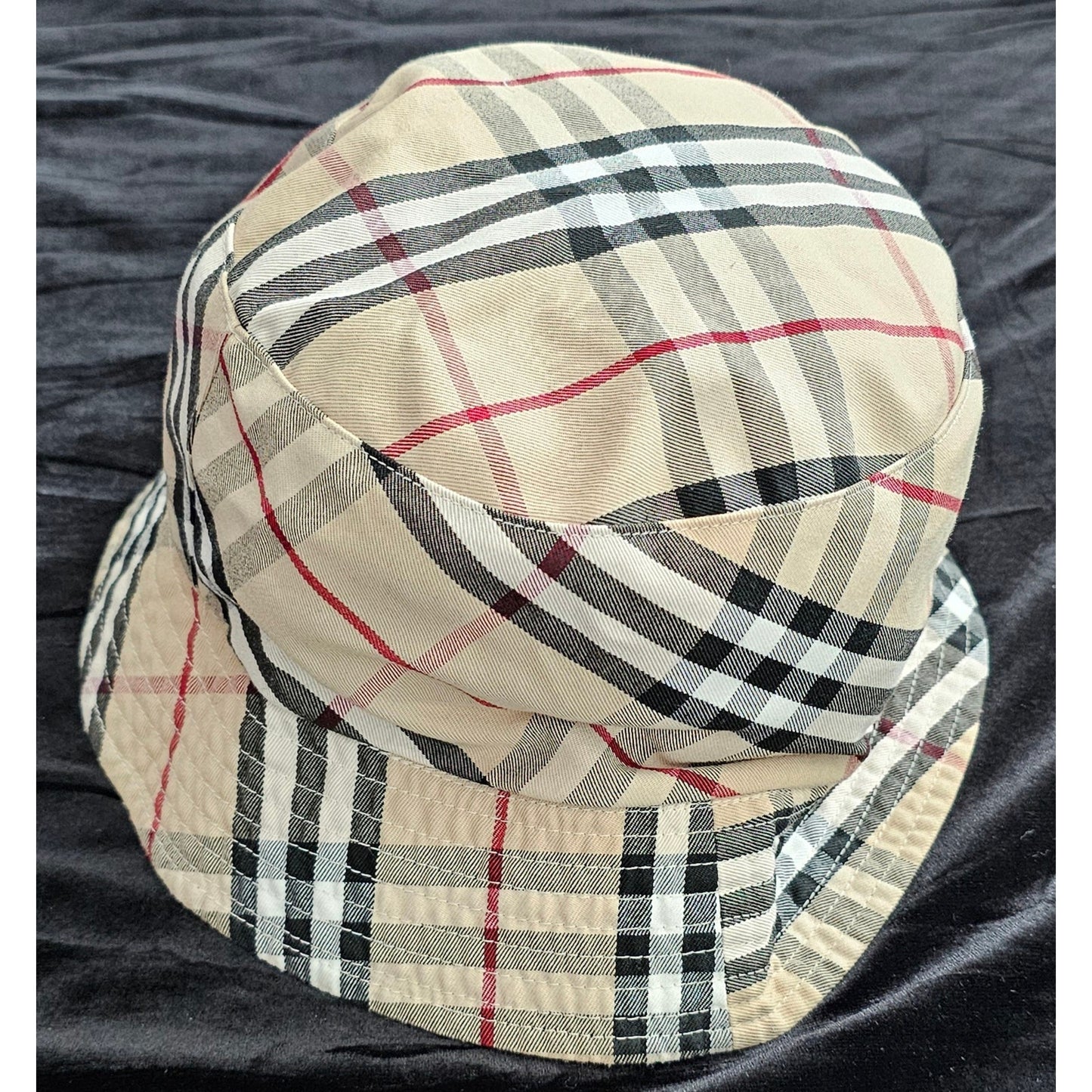 Burberry Vintage Check-pattern Reversible Cotton Bucket Hat