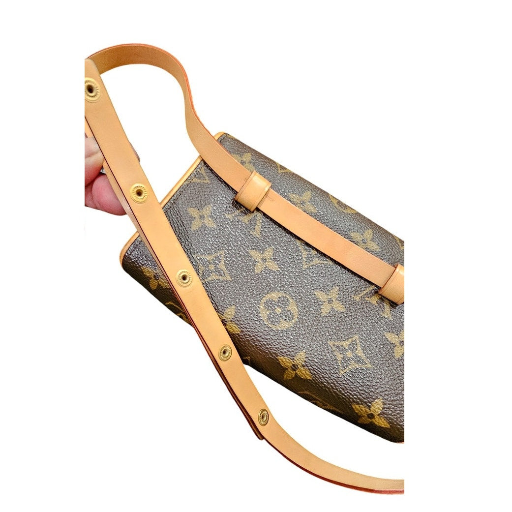 Louis Vuitton Pochette Florentine Monogram (With Snap Leather Belt) Brown XS