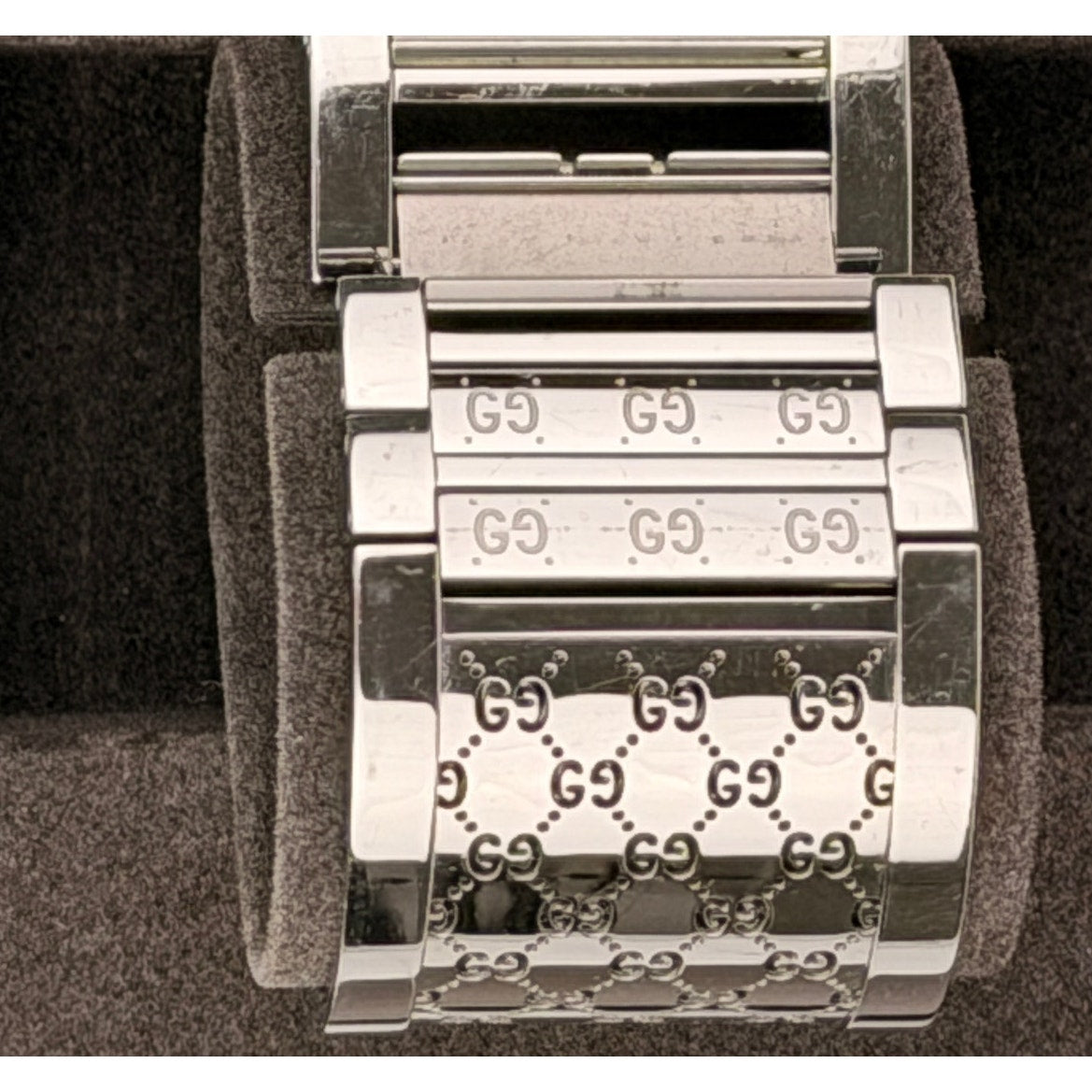 Gucci Stainless Steel 33mm Twirl Quartz Watch Brown