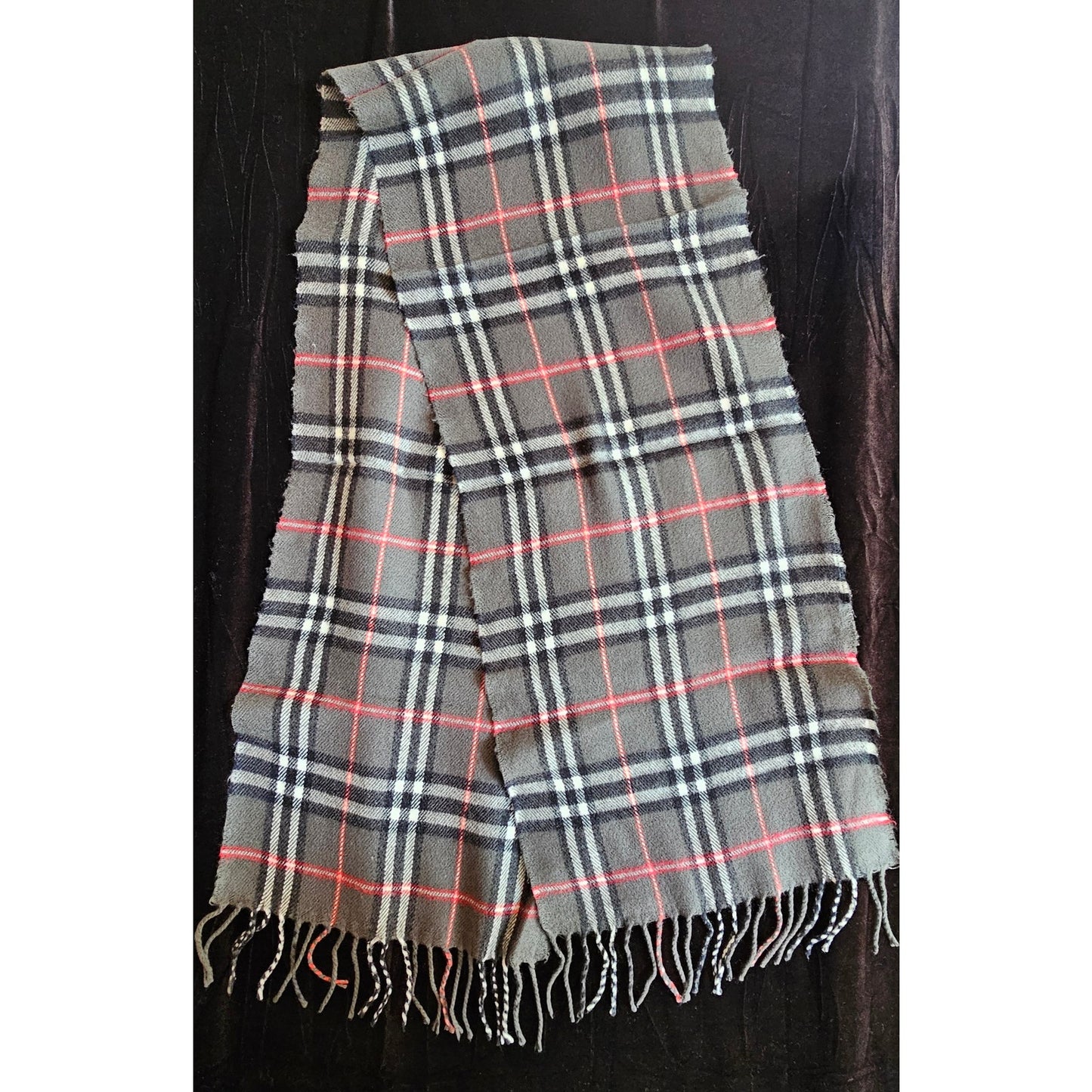 BURBERRY London 100% Lambswool Gray Scarf Shawl Nova Check Vintage (3)