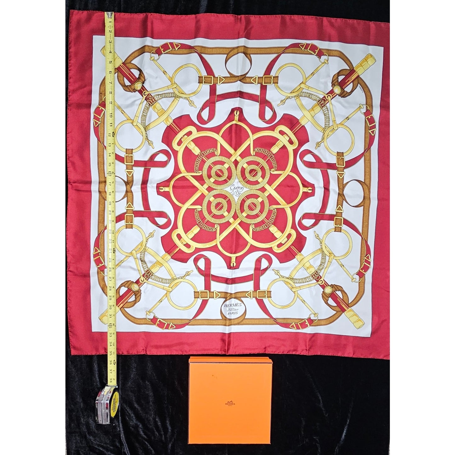 Hermès "Éperon d'Or" silk scarf