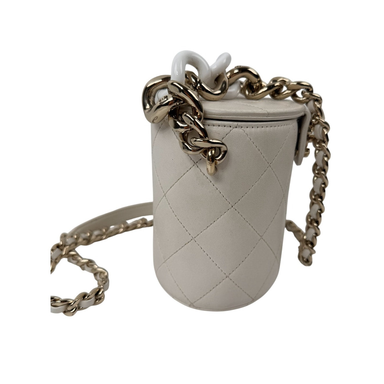 Chanel Elegant and Trendy Chain Vanity Case