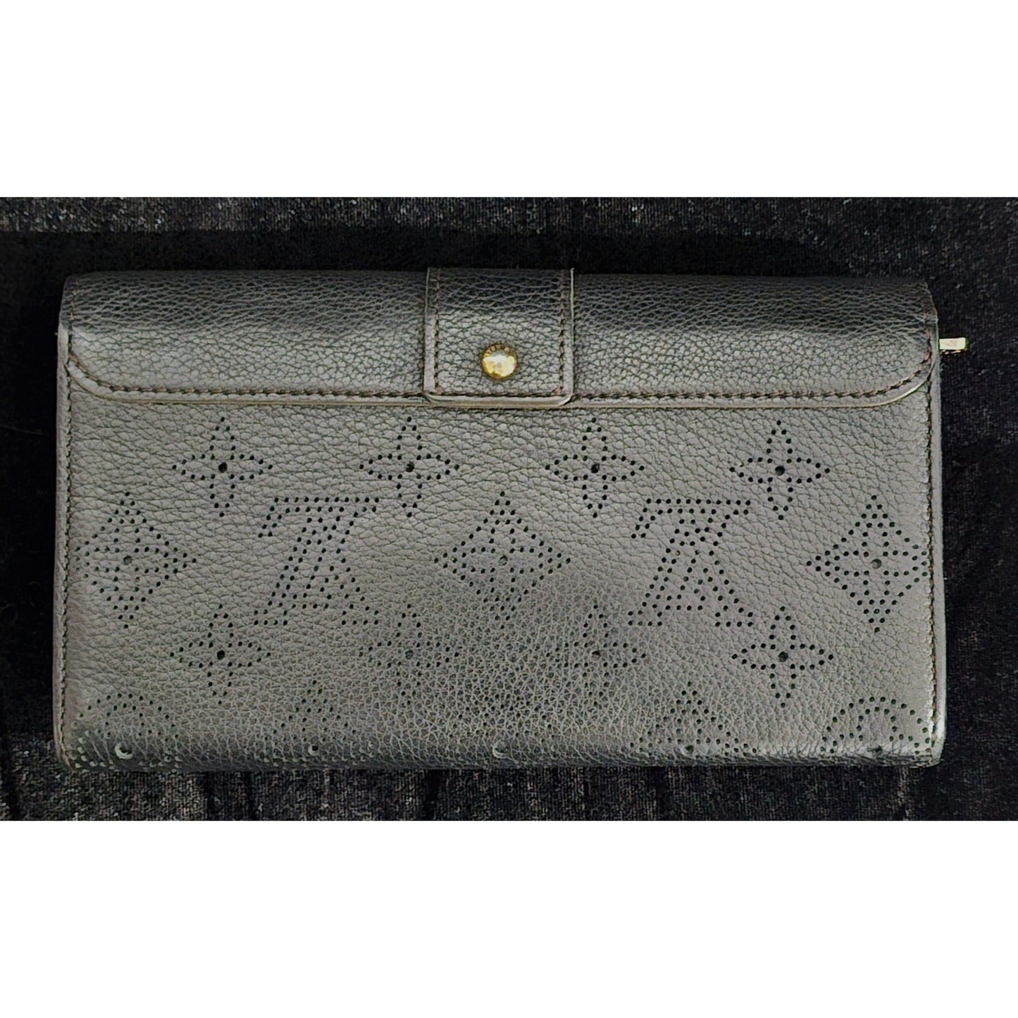 Louis Vuitton Mahina Portefeuille Amelia Black Gold Hardware Long Wallet