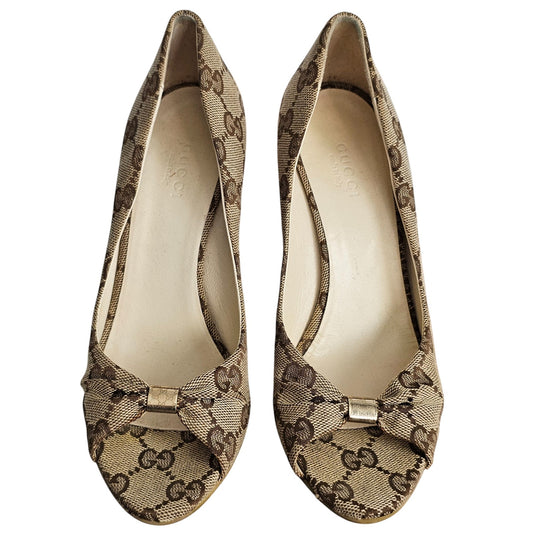 Gucci beige/ebony GG canvas peep-toe Cyprus cork wedge  Size 5B