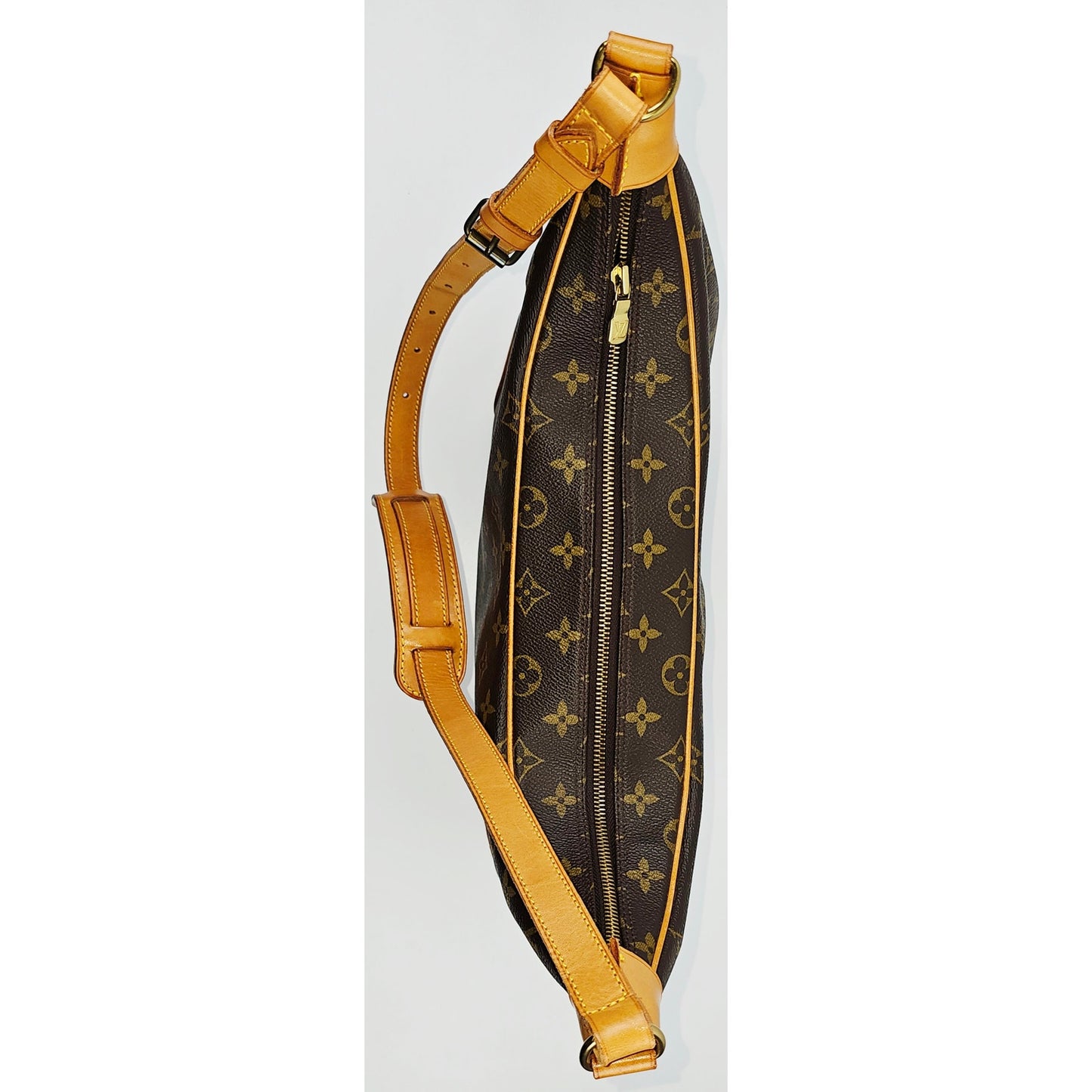 Louis Vuitton Monogram Boulogne 35 Shoulder Bag Brown