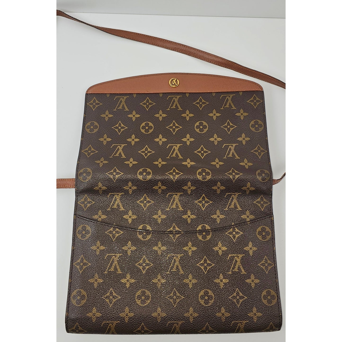 Louis Vuitton Monogram Bordeaux shoulder bag or clutch