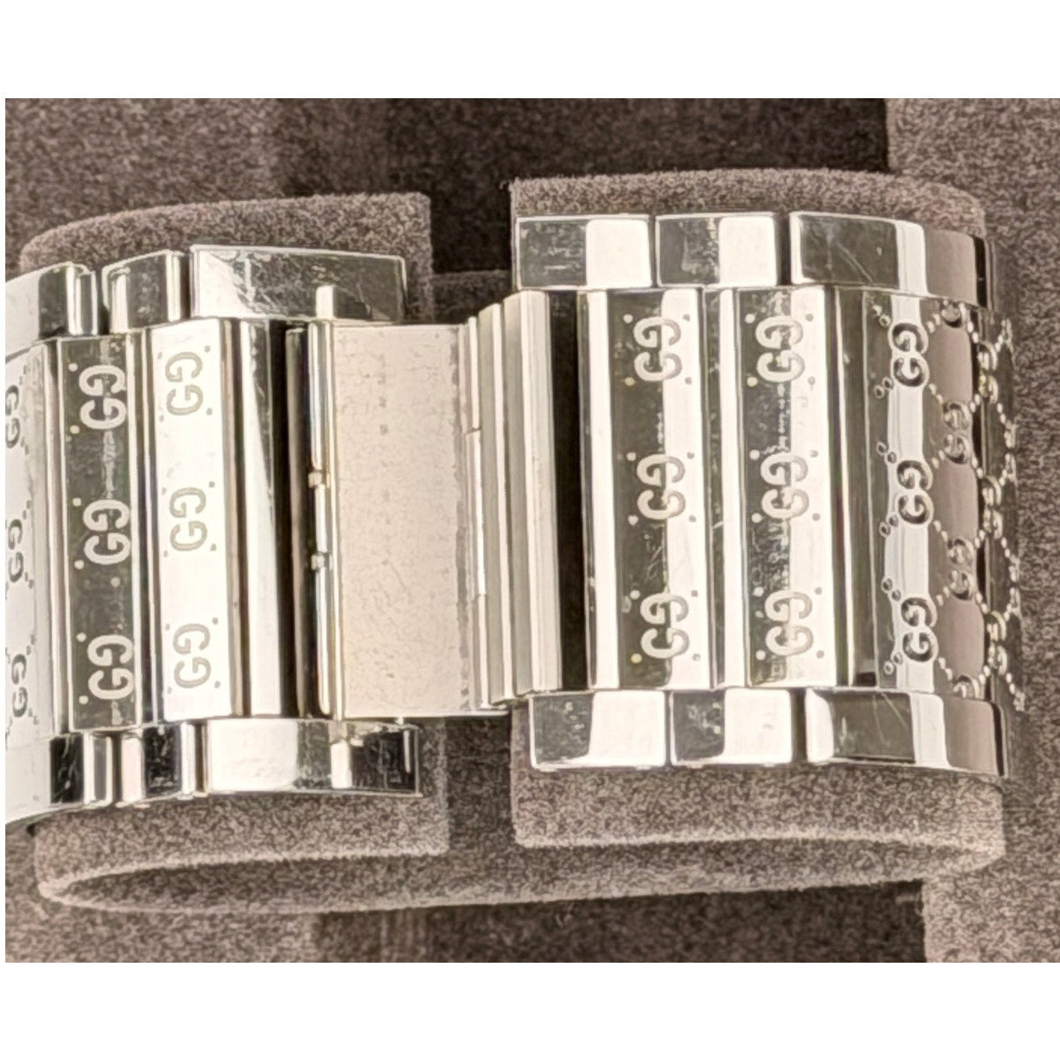 Gucci Stainless Steel 33mm Twirl Quartz Watch Brown