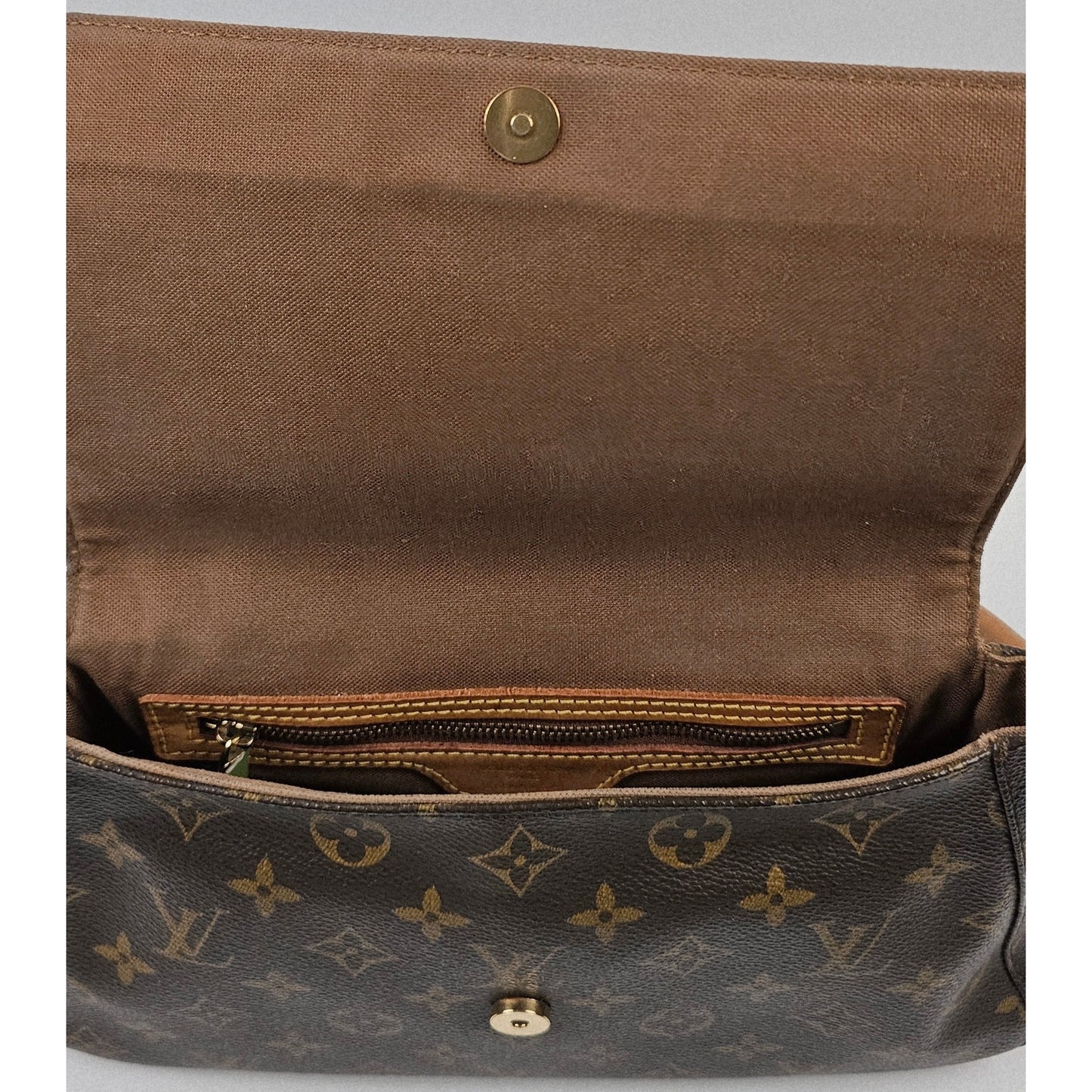 LV Monogram Looping Mini