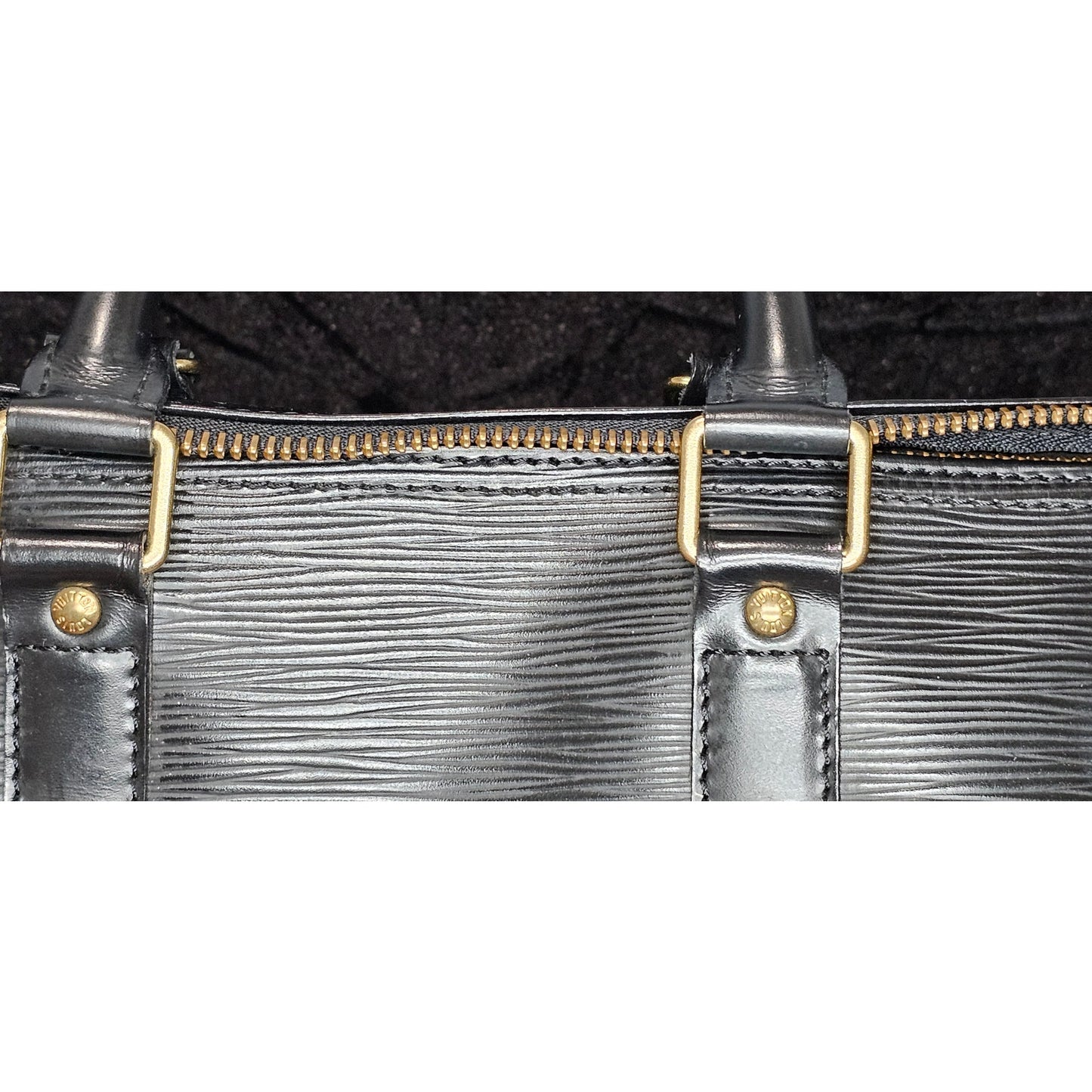 LOUIS VUITTON Epi Keepall 45 Boston Bag Black