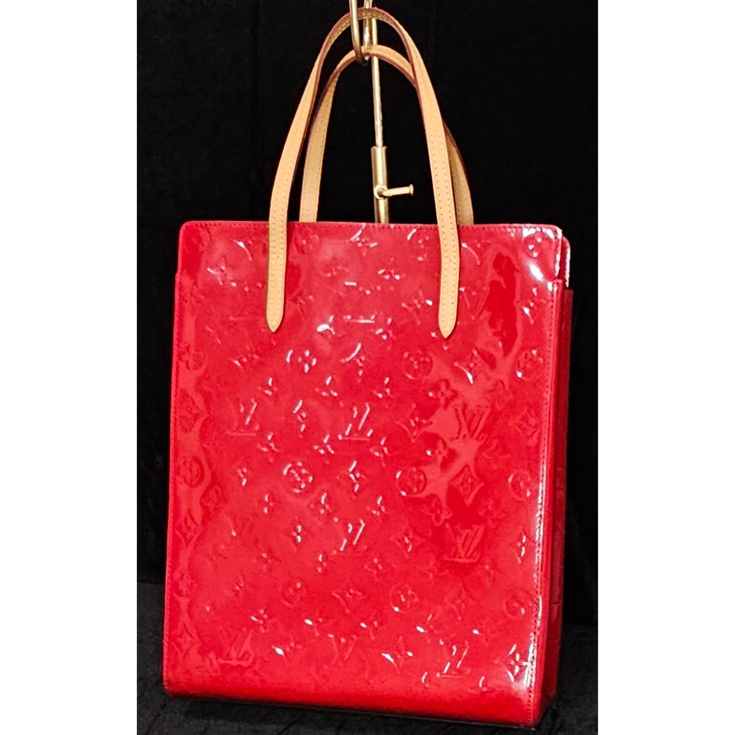 Louis Vuitton Red Monogram Vernis Reade MM Tote