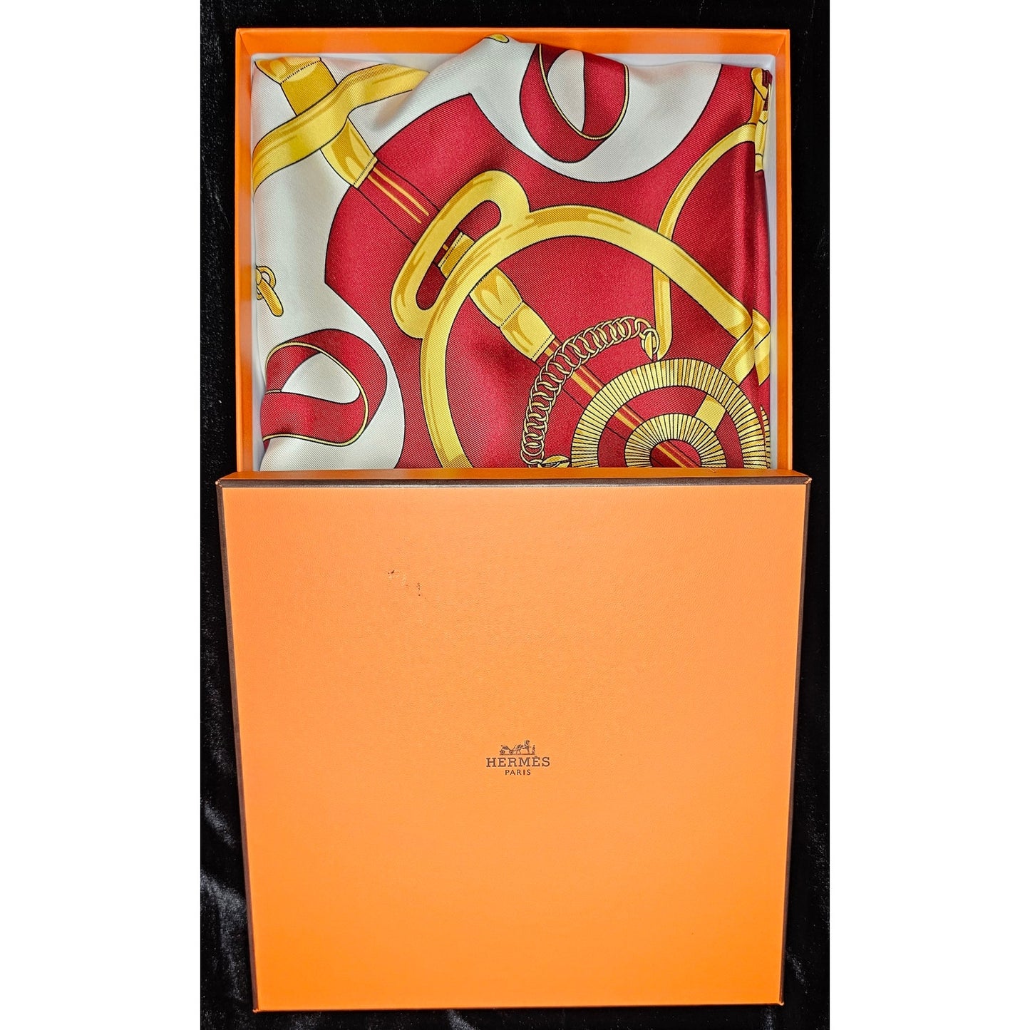 Hermès "Éperon d'Or" silk scarf