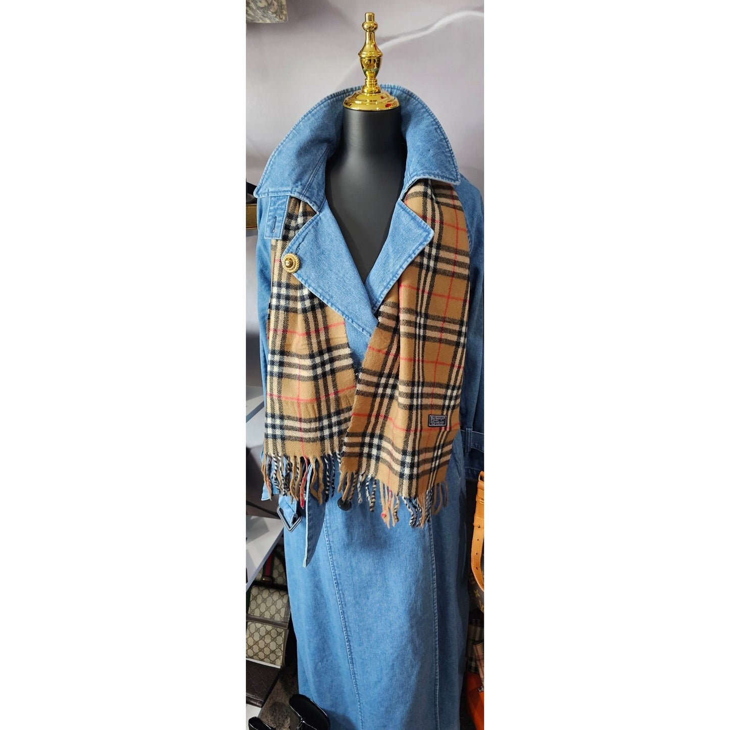 BURBERRYs of London 100% Lambswool BEIGE Scarf Shawl Nova Check Vintage Made In England