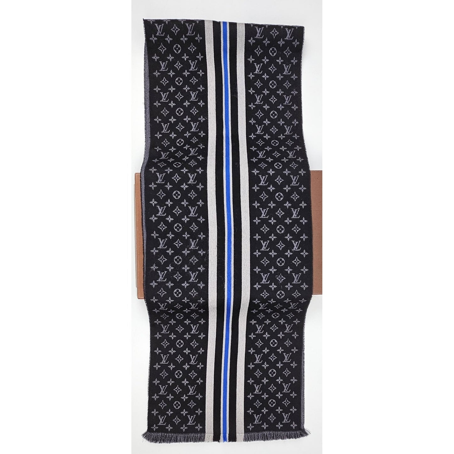 Louis Vuitton Wool Scarf in black with a stripe design